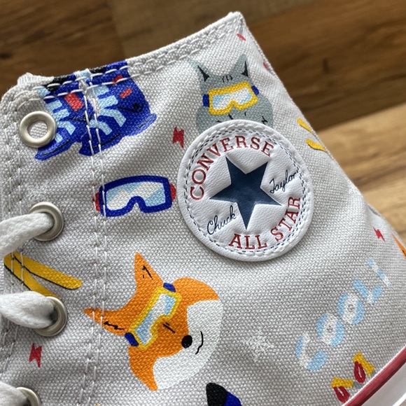 CONVERSE CTAS HIGH TOP BRAND NEW - Picture 7 of 8